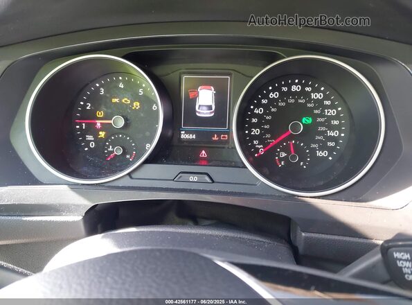 3VV3B7AX5LM035504 2020 VOLKSWAGEN TIGUAN Черный Вид задних сидений