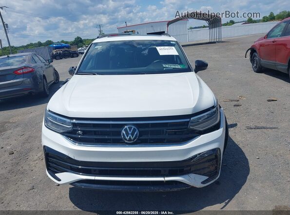 3VV8B7AX6RM058451 2024 VOLKSWAGEN TIGUAN White 