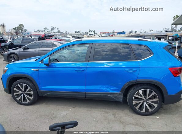 3VVEX7B22RM000201 2024 VOLKSWAGEN TAOS Blue 360 interior view