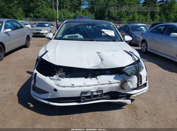 3VWC57BU0MM003617 2021 VOLKSWAGEN JETTA White Rear interior view
