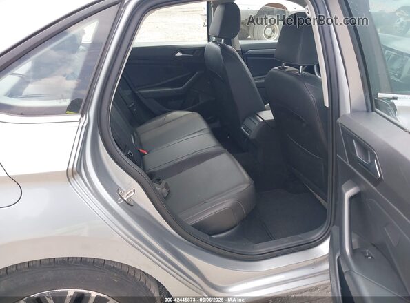 3VWC57BUXLM101701 2020 VOLKSWAGEN JETTA Silver Widok naklejki z numerem VIN