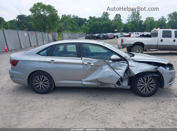 3VWC57BUXLM101701 2020 VOLKSWAGEN JETTA Silver Widok wnętrza z tyłu