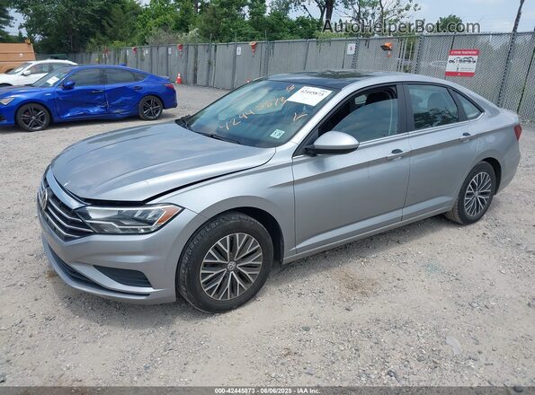 3VWC57BUXLM101701 2020 VOLKSWAGEN JETTA Silver Przód lewy