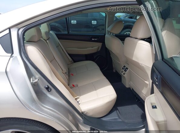 4S3BNAN62H3005711 2017 SUBARU LEGACY Gold Widok naklejki z numerem VIN