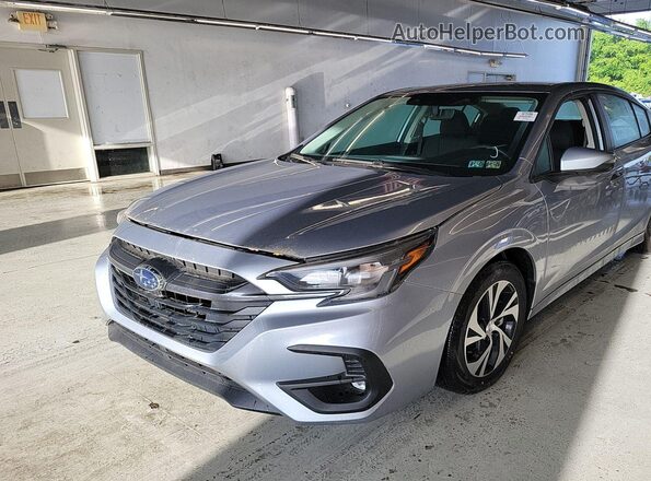 4S3BWAD62R3008186 2024 SUBARU LEGACY  Vista tres cuartos delantera izquierda