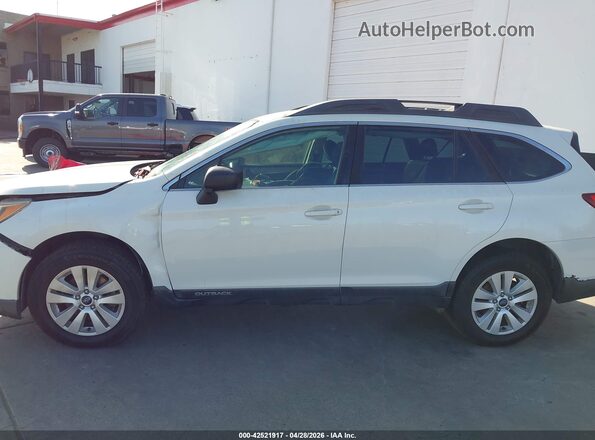4S4BSAAC6H3390397 2017 SUBARU OUTBACK White სალონის 360-გრადუსიანი ხედი