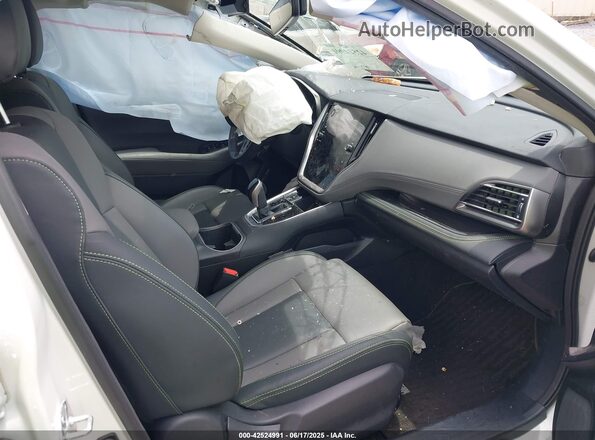 4S4BTALC6P3106517 2023 SUBARU OUTBACK White Front interior view