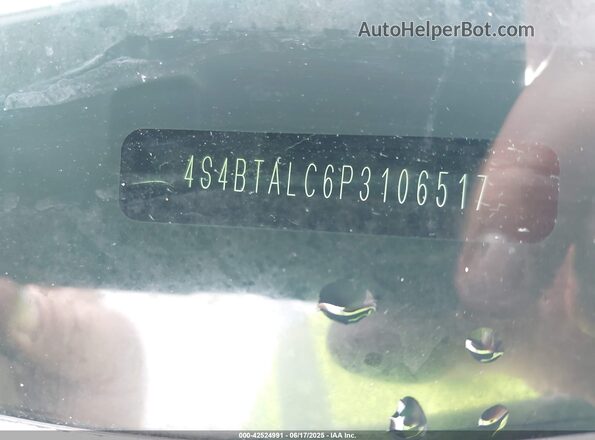 4S4BTALC6P3106517 2023 SUBARU OUTBACK White Engine compartment view