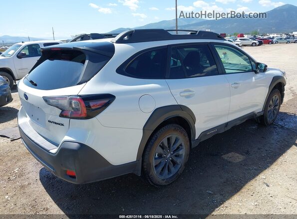 4S4BTALC8S3116510 2025 SUBARU OUTBACK Белый Задняя правая четверть