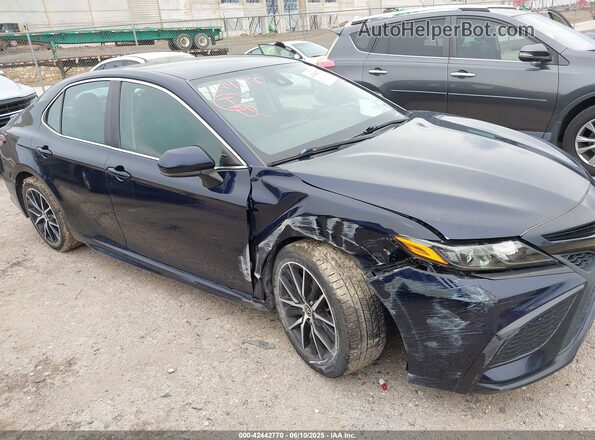 4T1G11AK3MU535111 2021 TOYOTA CAMRY Blue Вид спереду