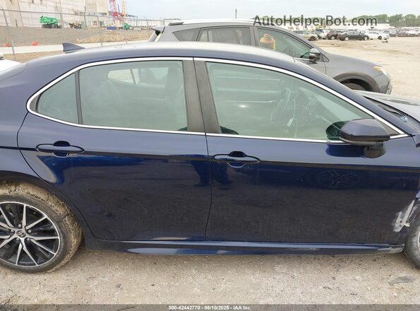 4T1G11AK3MU535111 2021 TOYOTA CAMRY Blue Вид задньої частини салону