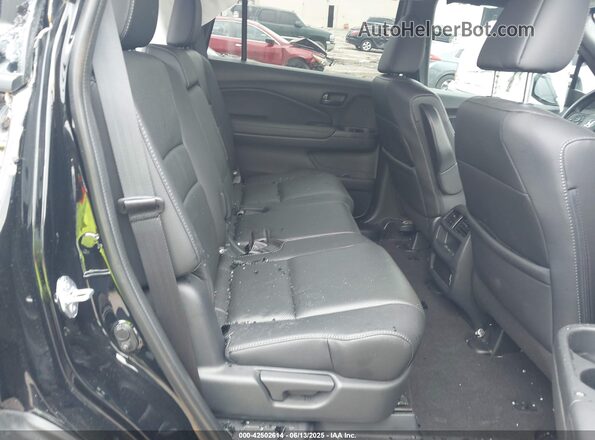 5FNYF8H56PB009779 2023 HONDA PASSPORT Black 