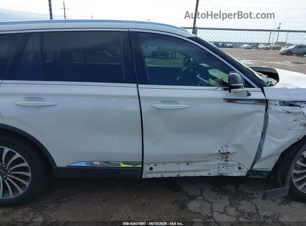 5LM5J7WC1PGL06759 2023 LINCOLN AVIATOR White 