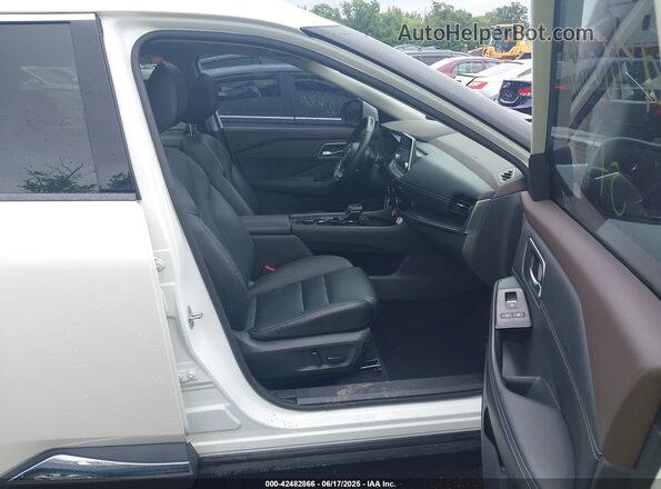 5N1AT3CB9MC691751 2021 NISSAN ROGUE White Սալոնի դիմացի տեսք