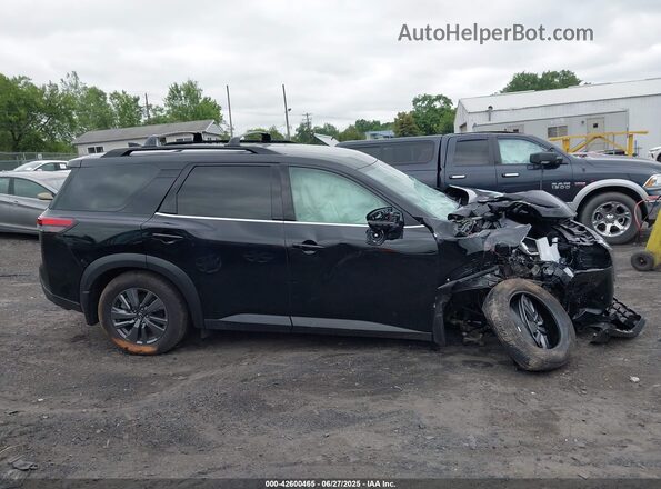 5N1DR3BC9RC278693 2024 NISSAN PATHFINDER Black Սալոնի հետևի տեսք