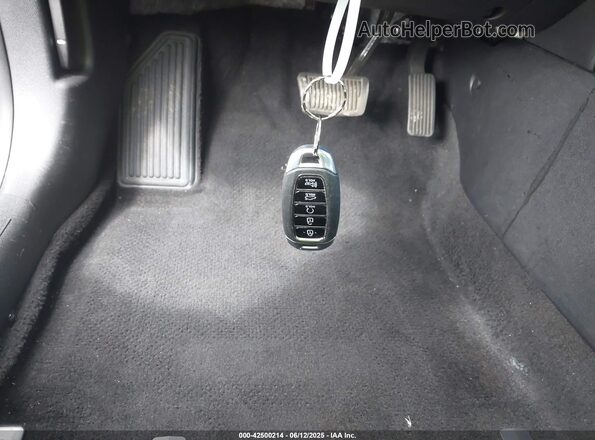 5NPLS4AG5PH111117 2023 HYUNDAI ELANTRA Black Vista del salpicadero