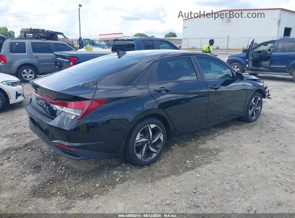 5NPLS4AG5PH111117 2023 HYUNDAI ELANTRA Black Trasero derecho