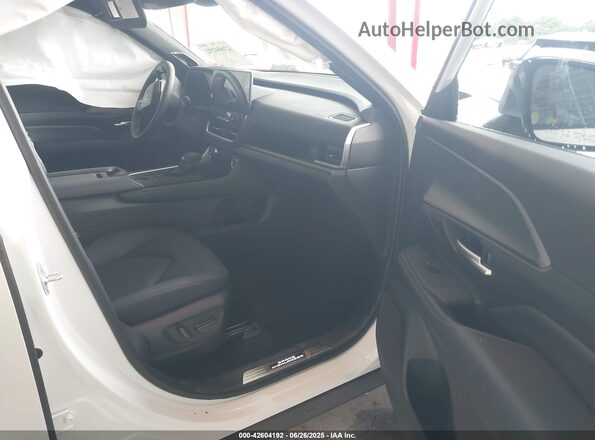 5TDACAB57SS042224 2025 TOYOTA HIGHLANDER HYBRID White Front interior view