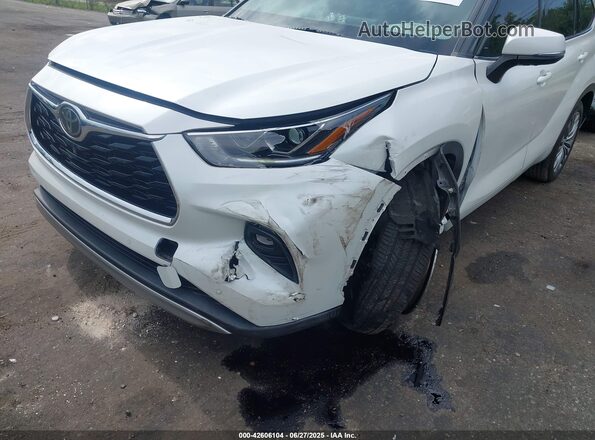 5TDFZRAHXMS038802 2021 TOYOTA HIGHLANDER White Widok z przodu