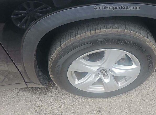 5TDZARAH8MS009822 2021 TOYOTA LE  Задняя правая четверть