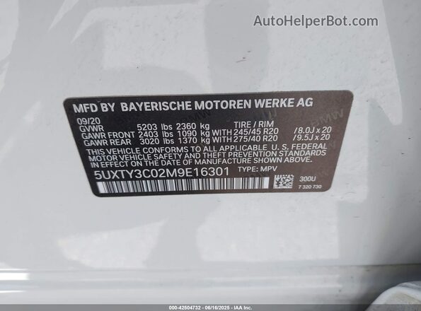 5UXTY3C02M9E16301 2021 BMW X3 White Widok komory silnika