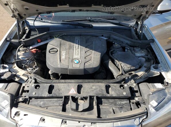 5UXWY3C5XG0N87733 2016 BMW X3 Silver უკანა სალონის ხედი