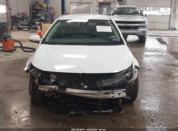 5YFEPMAE0MP165268 2021 TOYOTA LL White Front view