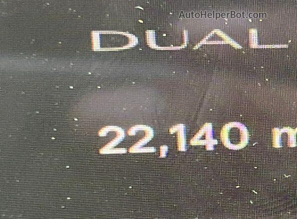 5YJ3E1EB5LF801057 2020 TESLA MODEL 3  Панорамный вид салона 360°