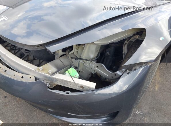 5YJ3E1EB5NF257856 2022 TESLA MODEL 3 Gray Դիմացի տեսք