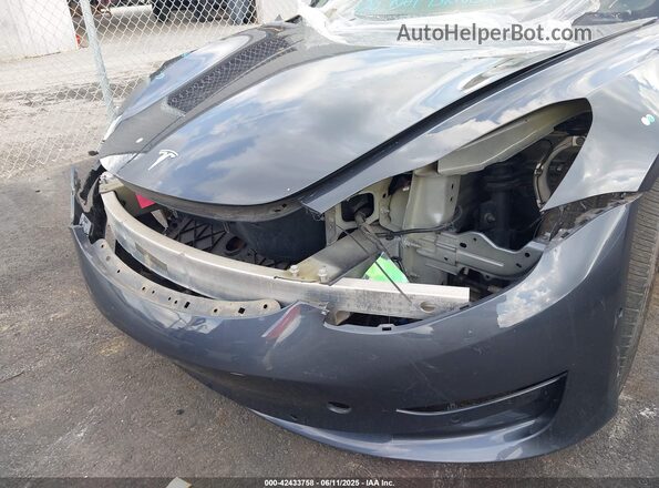 5YJ3E1EB5NF257856 2022 TESLA MODEL 3 Gray 
