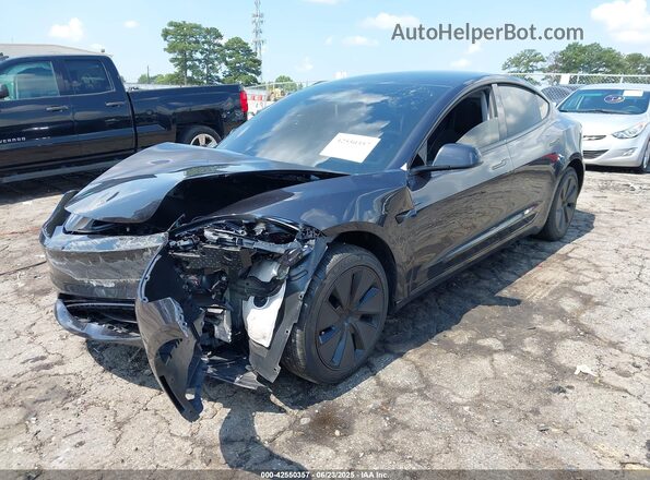 5YJ3E1EB6RF813646 2024 TESLA MODEL 3 Черный Передняя левая четверть