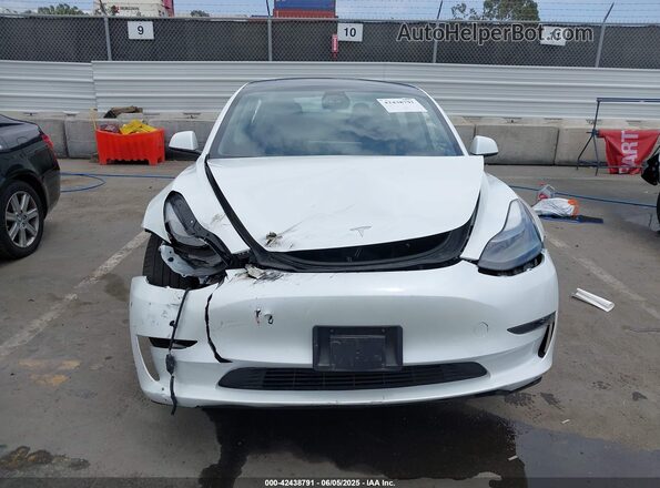 5YJ3E1EB9PF393085 2023 TESLA MODEL 3 White Вид щитка приладів