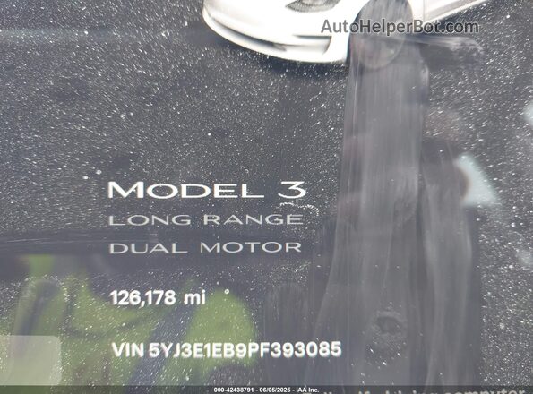 5YJ3E1EB9PF393085 2023 TESLA MODEL 3 White 
