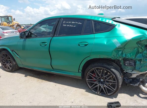 5YM23ET05R9W03079 2024 BMW X6 M Green Панорамний вид салону 360°