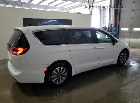 2C4RC1L75PR611607 2023 CHRYSLER PACIFICA White Przód prawy