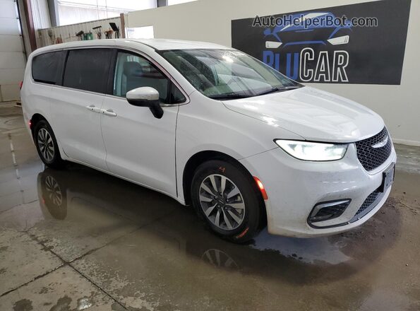 2C4RC1L75PR611607 2023 CHRYSLER PACIFICA White Widok z przodu
