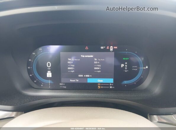 7JRH60FM6RG325382 2024 VOLVO S60 RECHARGE PLUG-IN HYBRID Black Widok tylnych siedzeń