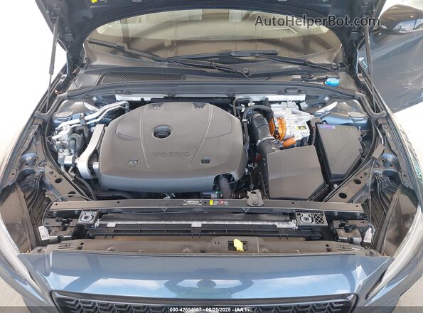7JRH60FM6RG325382 2024 VOLVO S60 RECHARGE PLUG-IN HYBRID Black Widok z tyłu