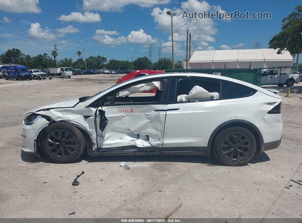7SAXCAE54RF449148 2024 TESLA MODEL X White 