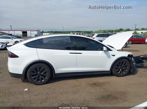 7SAXCDE53PF415569 2023 TESLA MODEL X White Սալոնի 360 աստիճան տեսք