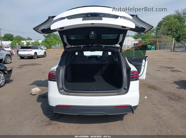 7SAXCDE53PF415569 2023 TESLA MODEL X White 