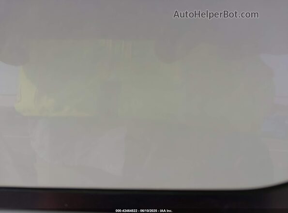 7SAYGAEE2PF648446 2023 TESLA MODEL Y White Rear seats view