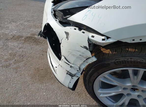 7SAYGAEE2PF648446 2023 TESLA MODEL Y White Dashboard view