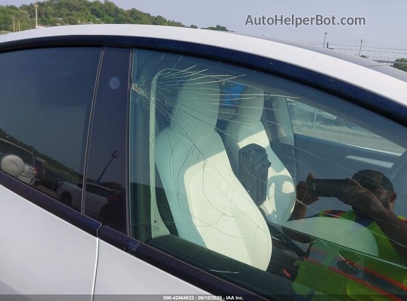 7SAYGAEE2PF648446 2023 TESLA MODEL Y White 