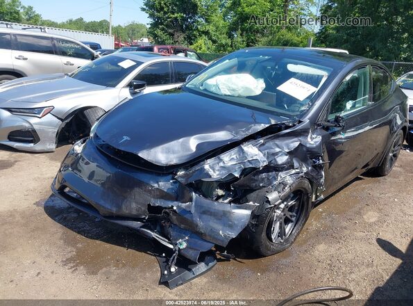 7SAYGDED5SA352934 2025 TESLA MODEL Y Gray წინა ხედი