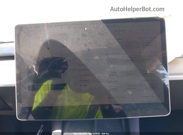 7SAYGDED5SA352934 2025 TESLA MODEL Y Gray 