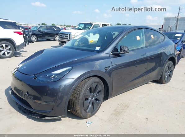 7SAYGDEE1RA332683 2024 TESLA MODEL Y Gray 