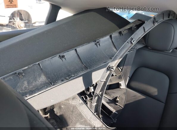 7SAYGDEE1RA332683 2024 TESLA MODEL Y Gray 