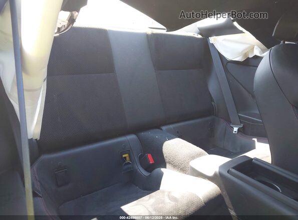 JF1ZDBE16R9701634 2024 SUBARU BRZ Blue Widok naklejki z numerem VIN