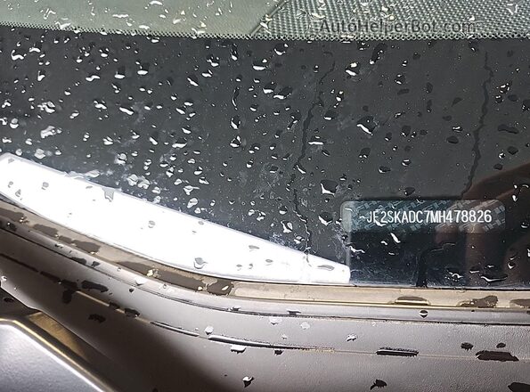 JF2SKADC7MH478826 2021 SUBARU FORESTER  Vista tres cuartos delantera izquierda